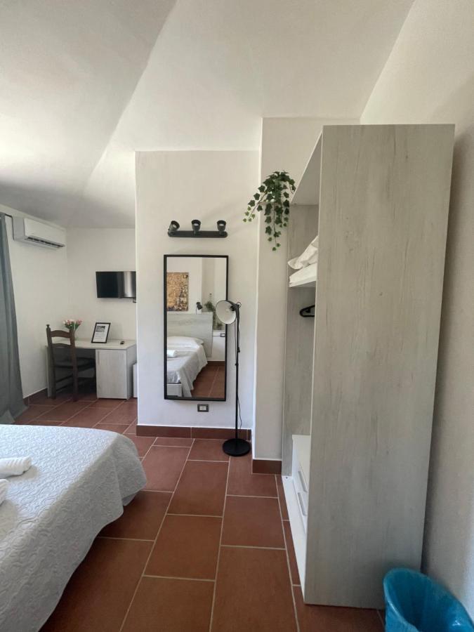 Bed and Breakfast Bent'E Mari Girasole Exterior foto