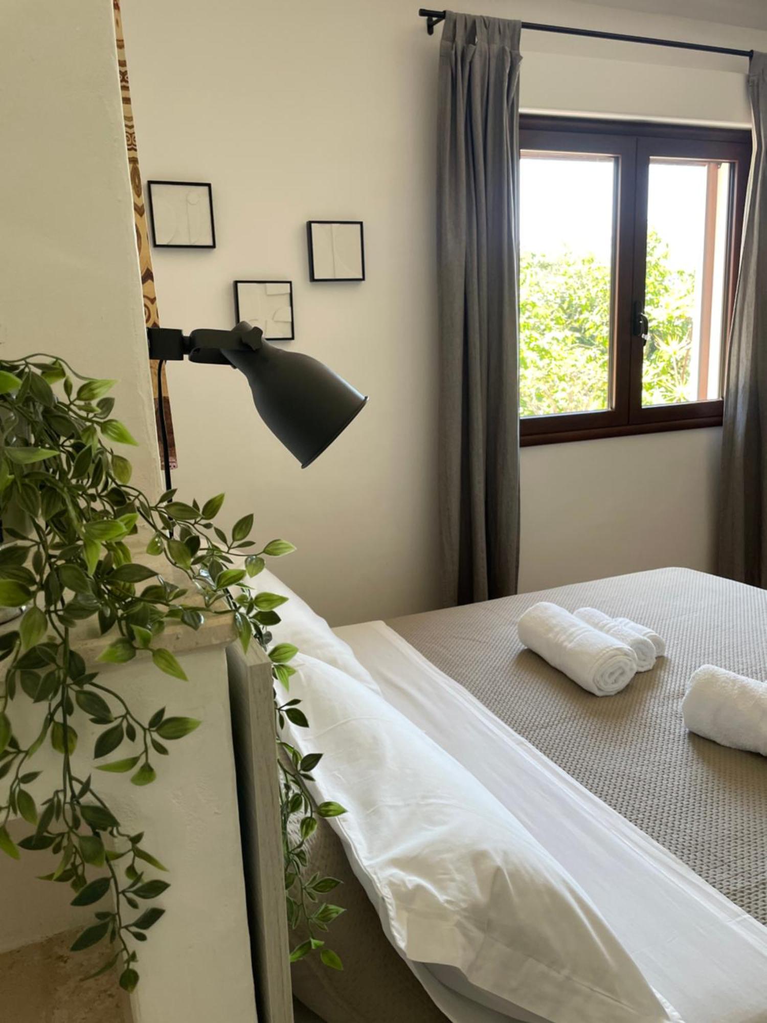Bed and Breakfast Bent'E Mari Girasole Exterior foto